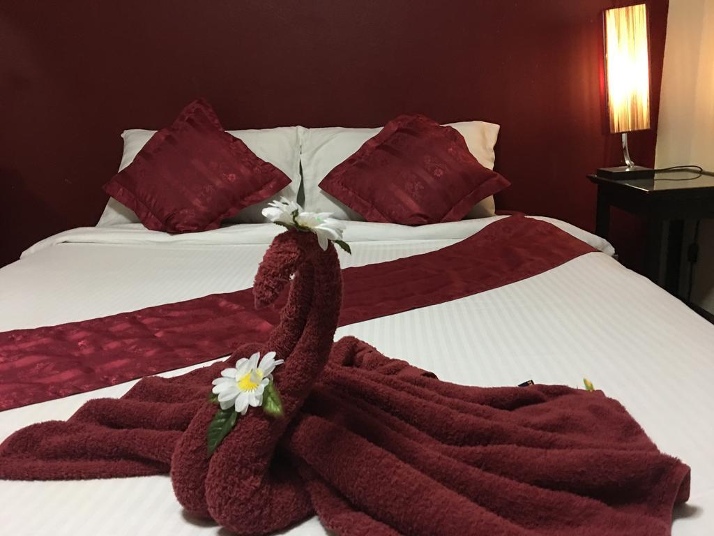 Green Leaf Guesthouse Krabi town Екстериор снимка