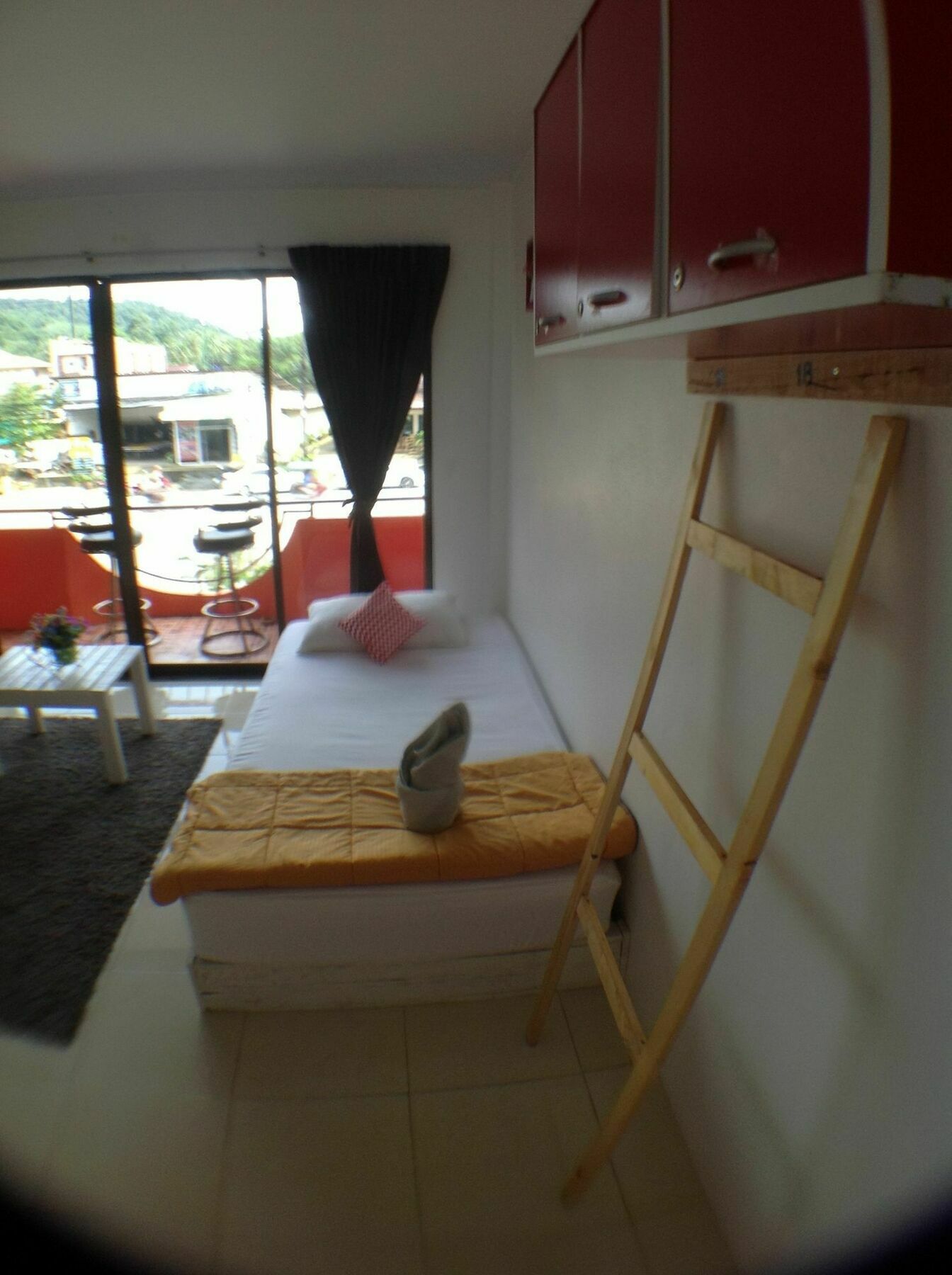 Green Leaf Guesthouse Krabi town Екстериор снимка