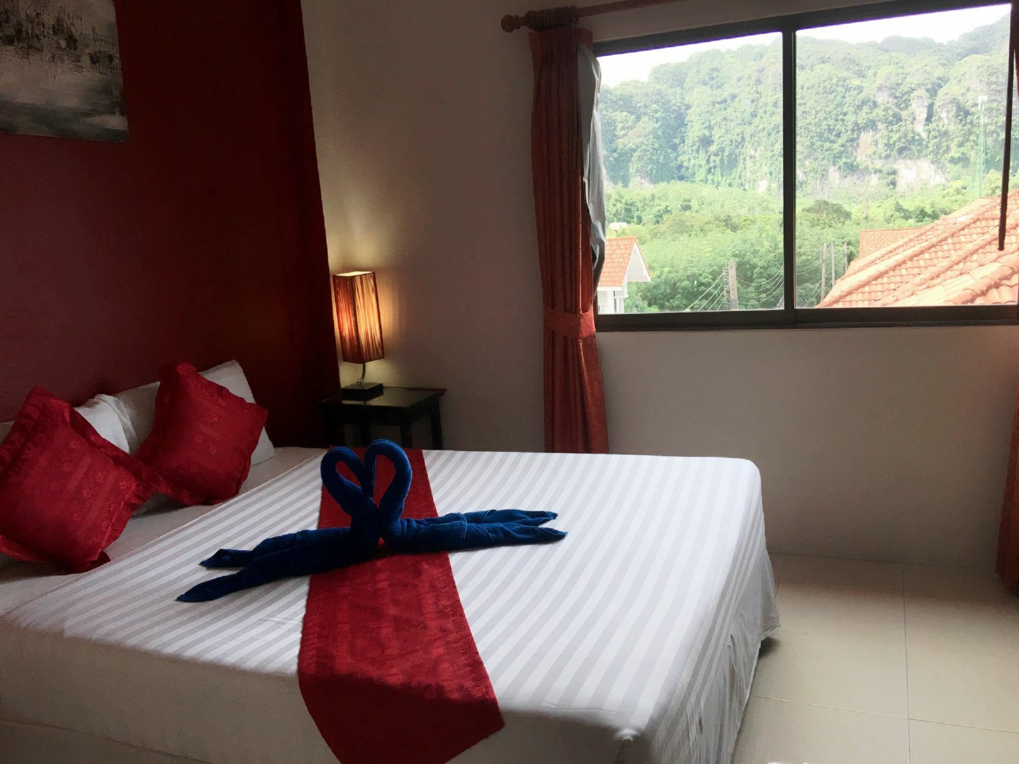 Green Leaf Guesthouse Krabi town Екстериор снимка